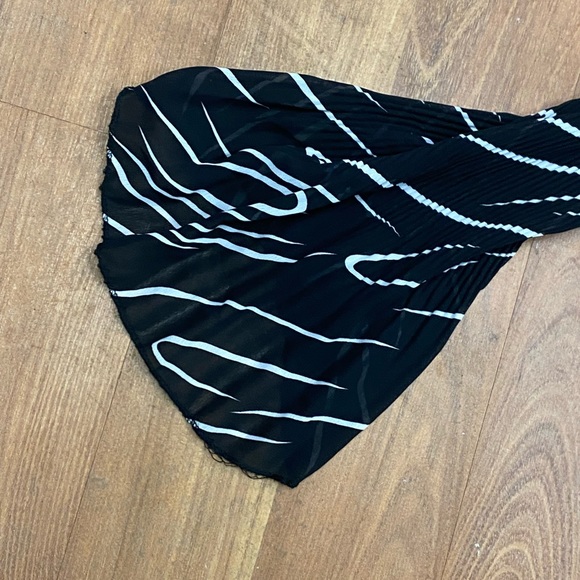 Abstract Crimp Sheer Fabric Collared Button Down Blouse Dress Shirt NWT Sz L - Picture 5 of 7